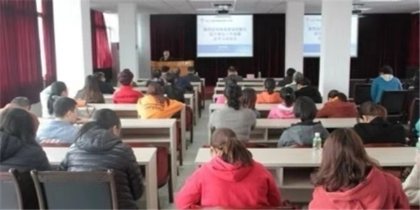 市結防所黨支部重點加強對新型冠狀病毒感染的肺炎醫(yī)療救治工作部署和學習培訓.jpg