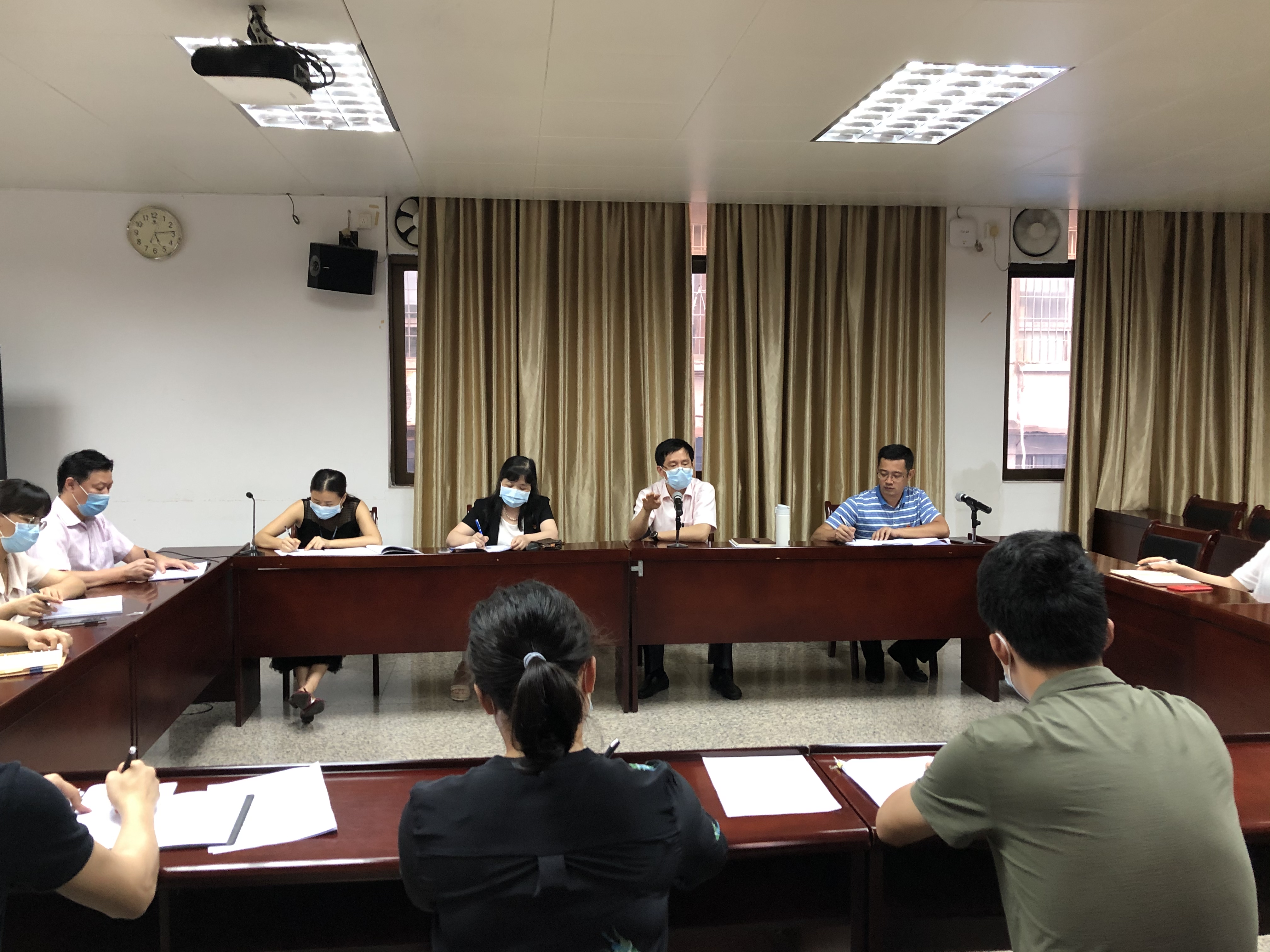 第一黨支部選舉現(xiàn)場2.jpg