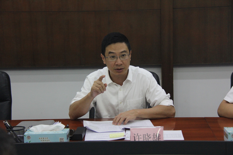 許曉雄發(fā)表講話(huà).jpg