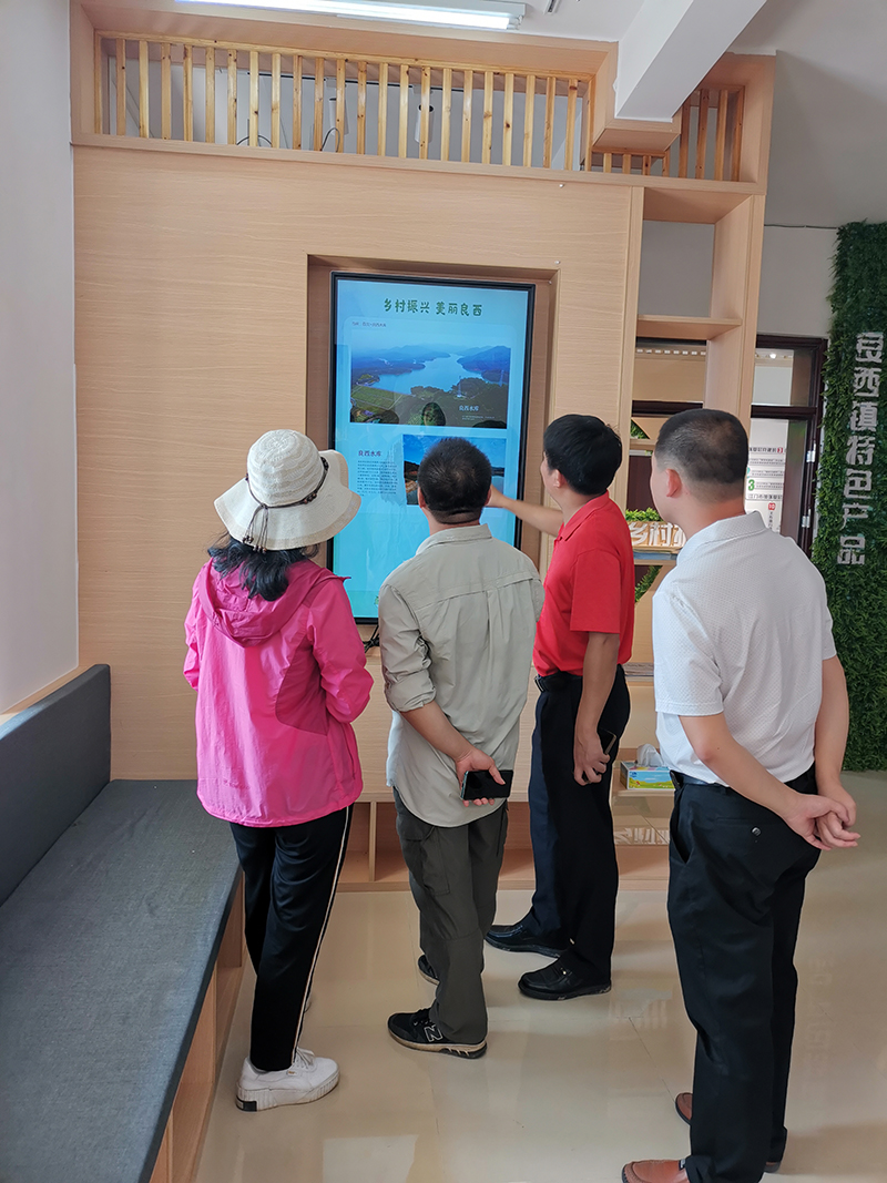 201125省林業(yè)局第三核驗組到我市開展森林小鎮(zhèn)核驗工作 (13).jpg