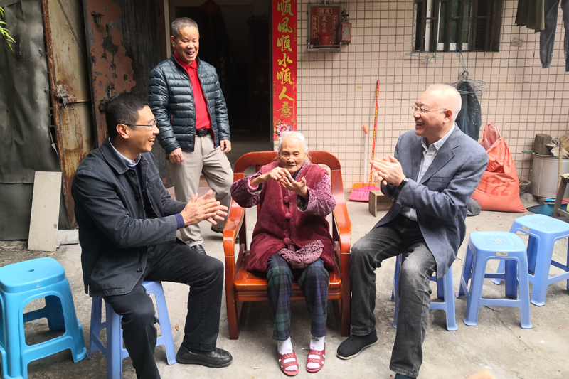 慰問百歲老人一.jpg