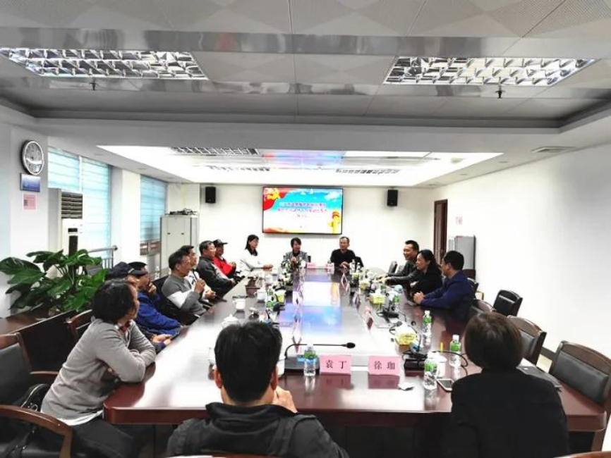 春節(jié)慰問暖人心 濃濃關(guān)懷顯真情