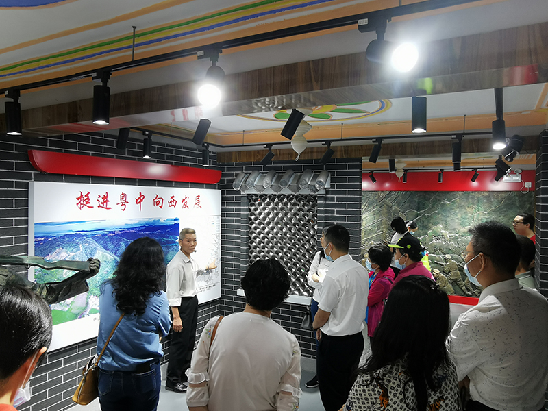 210422學(xué)黨史，鼓舞斗志砥礪前行 (2).jpg