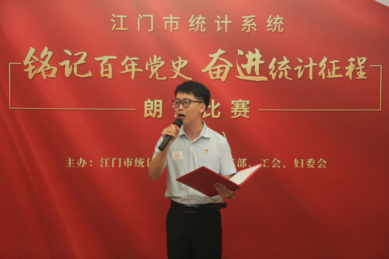 選手精彩朗誦.JPG