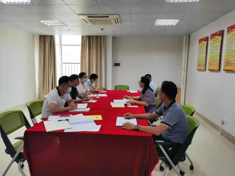 支部書記講課.jpg