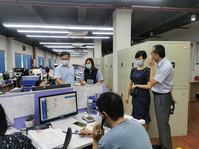 觀摩現(xiàn)場演示.jpg