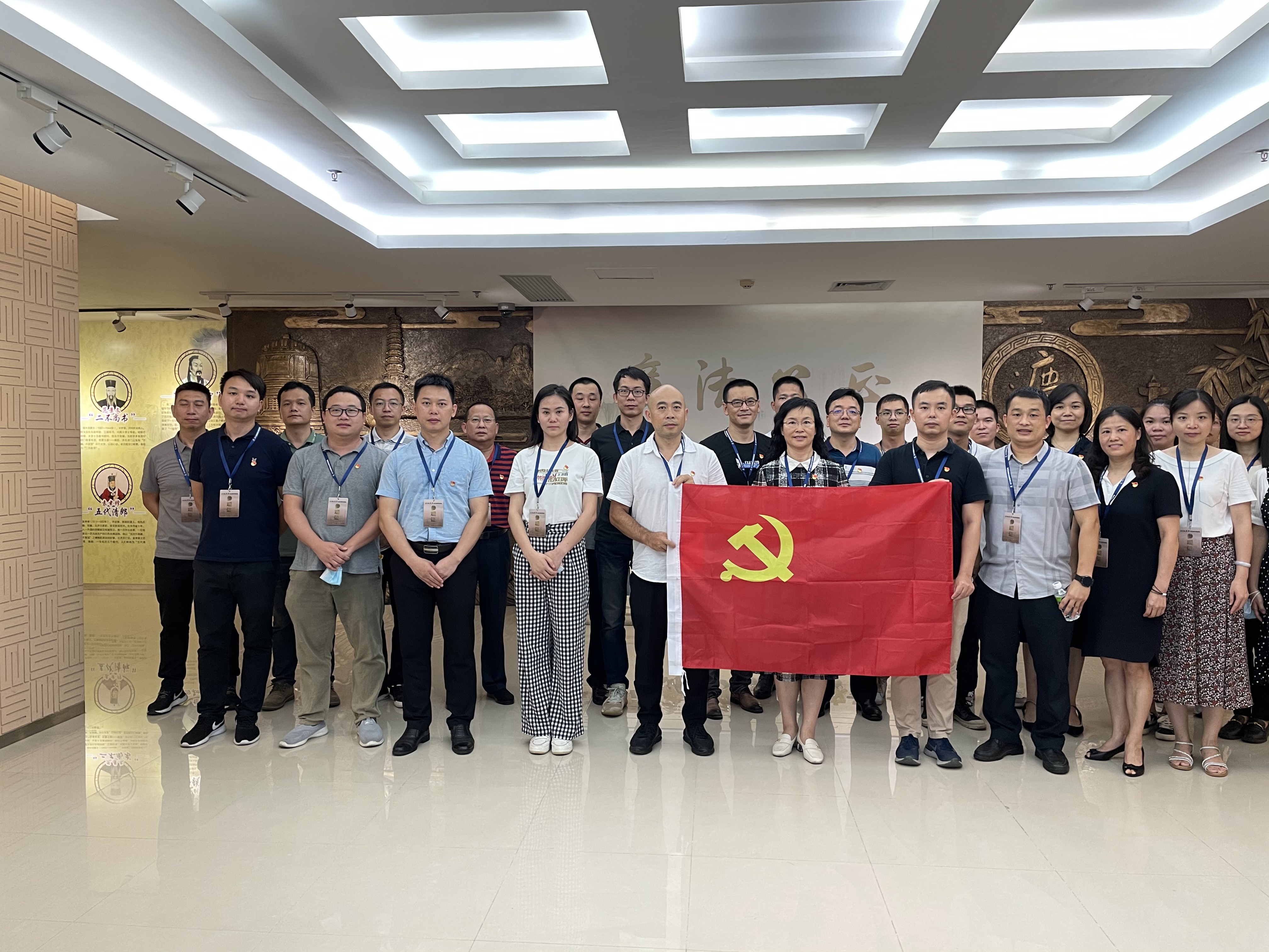 圖1.jpg
