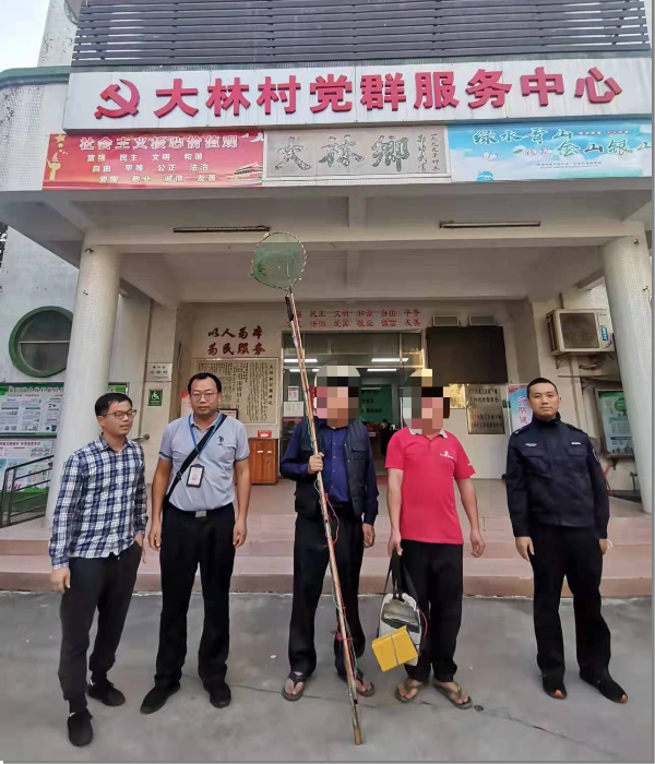 圖6（11月29日漁業(yè)法律法規(guī)宣傳）.jpg