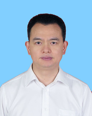 李勇戰(zhàn)_副本.jpg