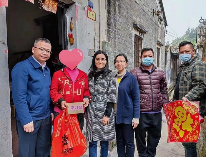 送慰問品.jpg