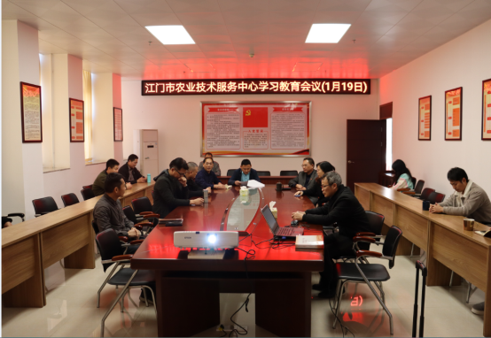 弘揚偉大的建黨建軍精神 爭做建設(shè)新僑都的奮進者457.png