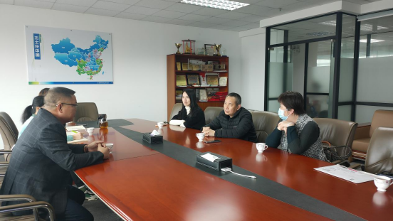 0127市農(nóng)業(yè)農(nóng)村局領(lǐng)導(dǎo)走訪慰問(wèn)高層次人才 農(nóng)業(yè)技術(shù)持續(xù)創(chuàng)新，高質(zhì)量推進(jìn)三農(nóng)工作333.png