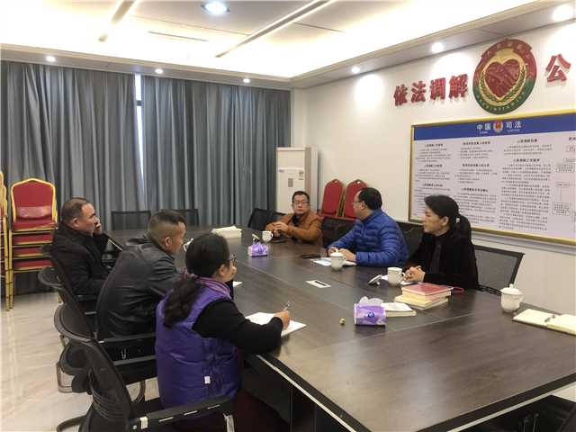 圖4（2月7日鄧明芳-漁船漁民疫情防控和安全生產(chǎn)督導(dǎo)檢查工作）.jpg