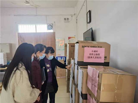 圖2（鄧明芳帶隊(duì)開展疫情防控督導(dǎo)檢查）.jpg