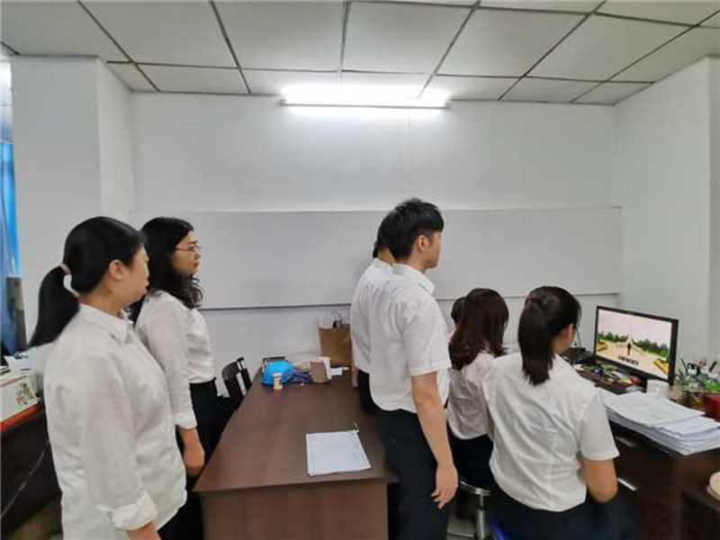 220418市自然資源局開展清明網(wǎng)上祭英烈活動 (5).jpg