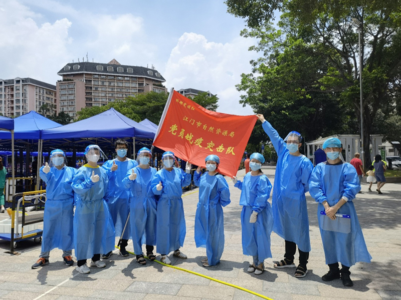 220714市自然資源局下沉社區(qū)網(wǎng)格助力疫情防控 (5).jpg