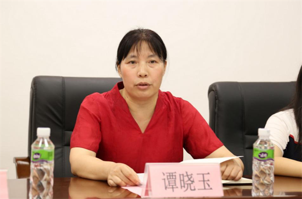 圖2：廣東江門(mén)中醫(yī)藥職業(yè)學(xué)院副校長(zhǎng)譚曉玉致歡迎辭.jpg