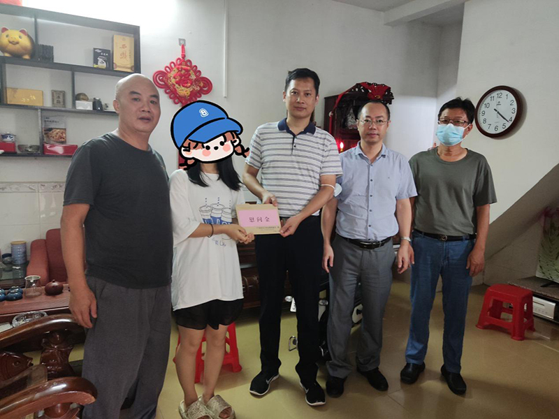 220817薪火相傳五余載，幫扶助學(xué)獻(xiàn)愛心 (1).jpg