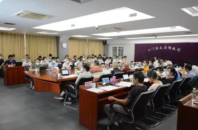 221012市城鄉(xiāng)規(guī)劃委員會(huì)召開(kāi)2022年第二次工作會(huì)議 (1).jpg