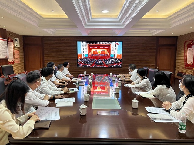 市醫(yī)保局全體干部集中收聽(tīng)收看黨的二十大開(kāi)幕盛況3.jpg