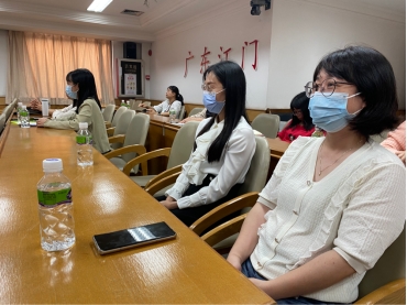 230331市自然資源局召開“巾幗心向黨&bull;奮進新征程”“三八”婦女節(jié)專題講座 (4).jpg