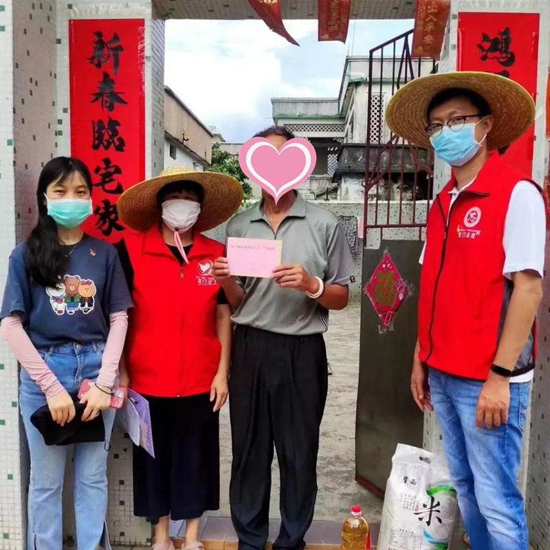 230424【第一書記風(fēng)采】崖門鎮(zhèn)田南村第一書記顏釗：扎根基層一線踐初心，蹚出強(qiáng)村富民新路徑 (6).jpg