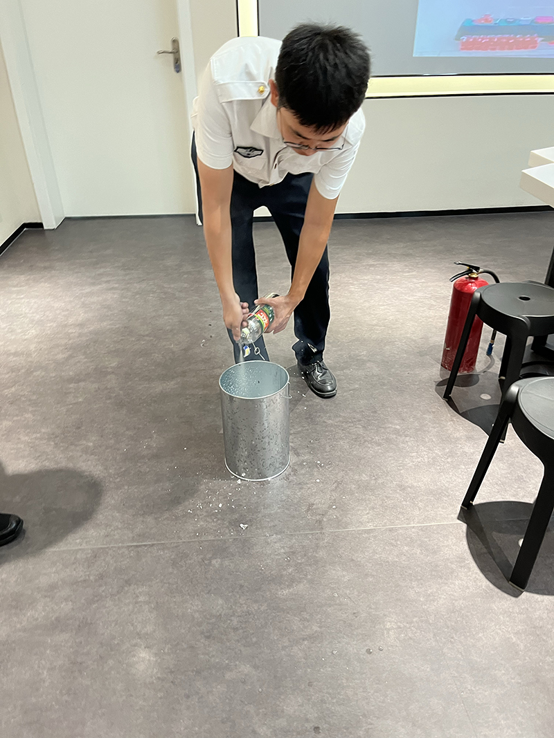 230530“防范安全風(fēng)險(xiǎn) 護(hù)航高質(zhì)量發(fā)展” (7).jpg