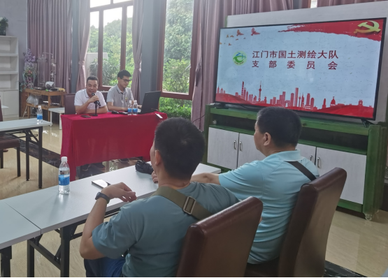 230619市自然資源局機關(guān)第四黨支部與市測繪大隊黨支部、市林業(yè)有害生物防治檢疫管理站黨支部開展“黨建引領(lǐng)聚合力 繪就綠美新僑都”主題黨日活動 (4).png