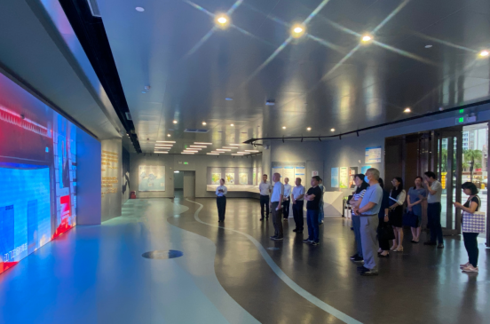 230619省文旅廳和省發(fā)改委評(píng)審組一行蒞臨江門市規(guī)劃展覽館參觀 (1).png