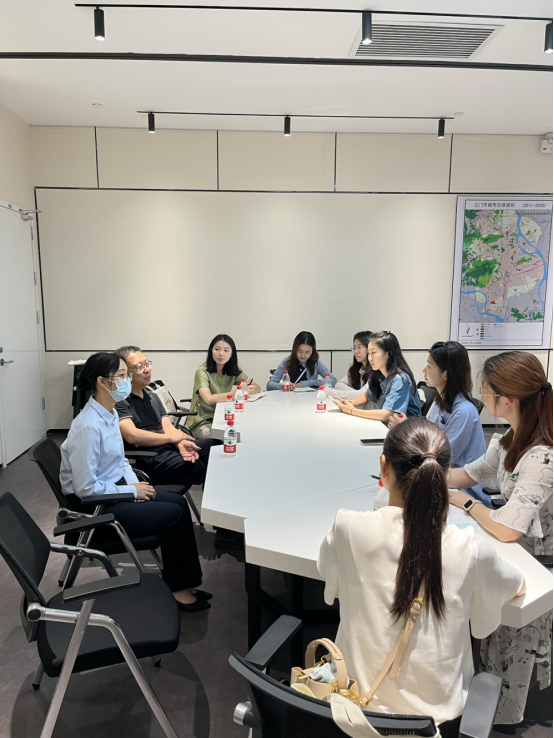 230625南沙檔案信息規(guī)劃展覽中心一行參觀江門市規(guī)劃展覽館 (4).png