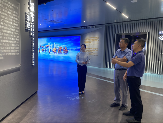 230625同行交流：長沙市規(guī)劃信息服務(wù)中心參觀江門市規(guī)劃展覽館 (2).png