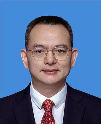 李勇戰(zhàn)（領(lǐng)導(dǎo)）.jpg