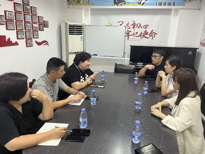 在濱港御城小區(qū)了解情況.jpg