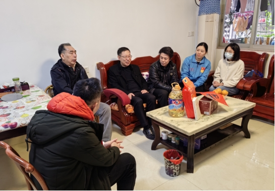 240208迎新春送溫暖，送書(shū)共學(xué)共進(jìn) (1).png