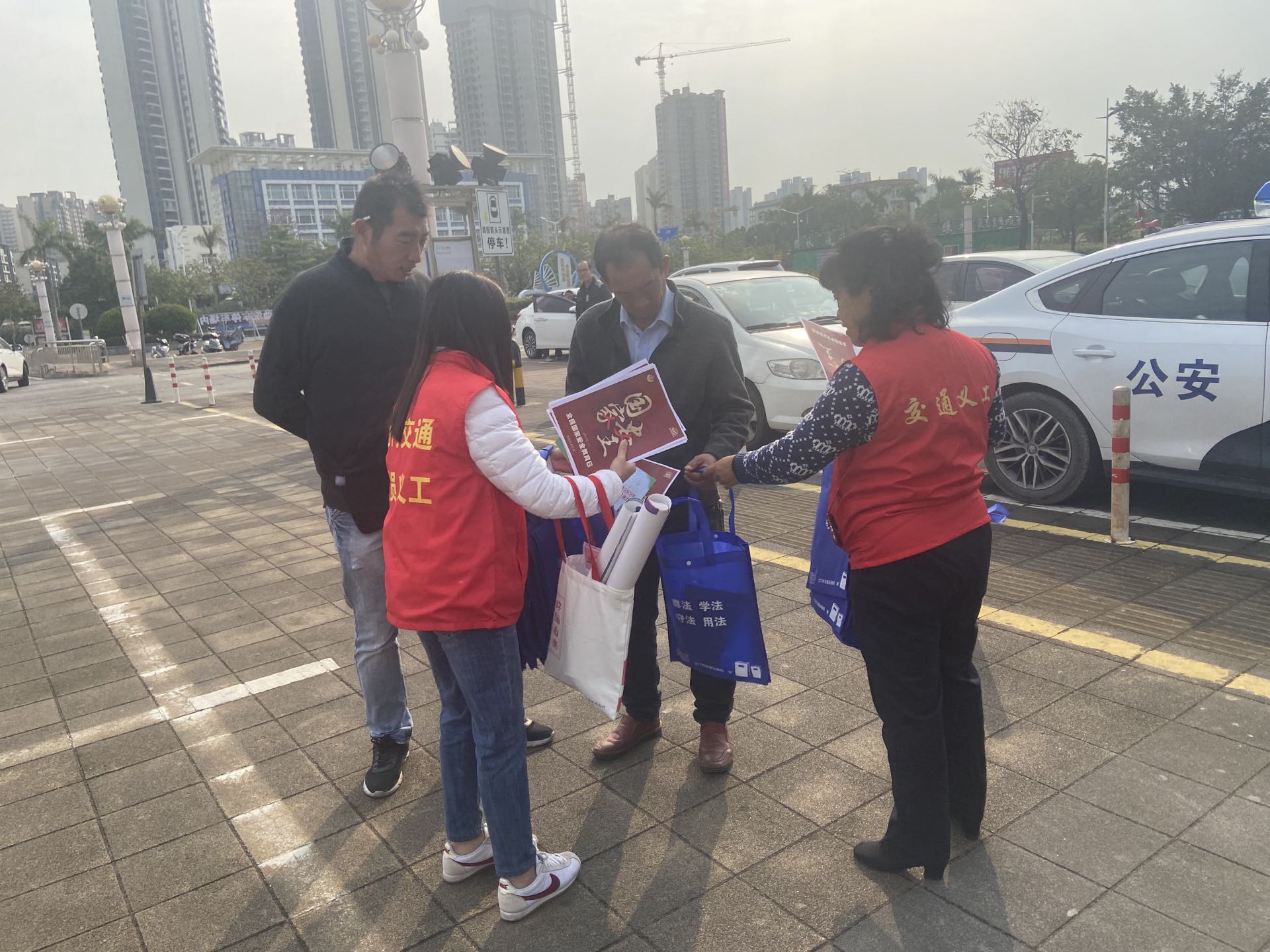 汽車總站國安法宣傳.jpg