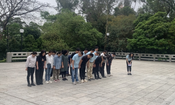 240402東湖公園“英雄山”緬懷革命先烈主題黨日活動 (3).jpg