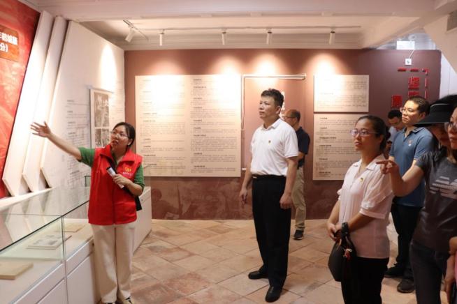 240508黨建引領(lǐng)建設(shè)綠美生態(tài)   送訓下鄉(xiāng)助力鄉(xiāng)村振興 (4).jpg