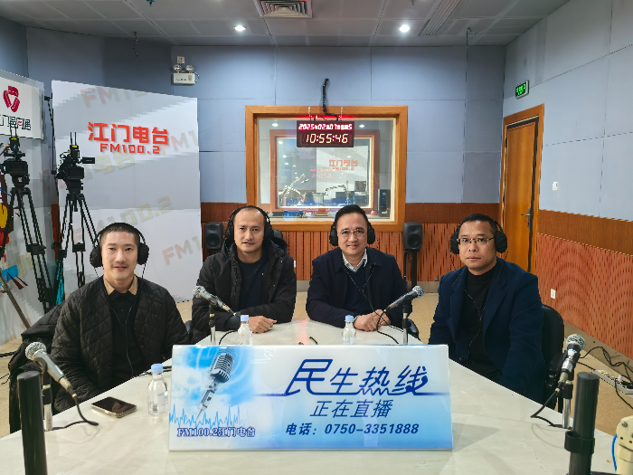 市人大代表、市政協(xié)委員.jpg