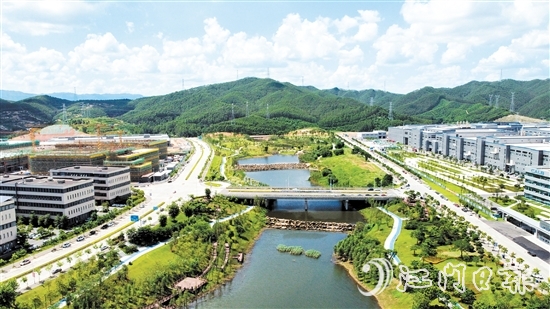 新會(huì)智造產(chǎn)業(yè)園鳳山湖園區(qū)。