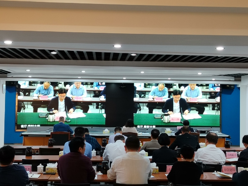 圖片1：召開全市治理欠薪工作會議.jpg