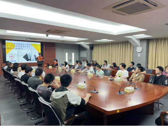 250422深化“黨建+安全”機(jī)制，舉辦消防安全技能培訓(xùn)提升行動 (1).png