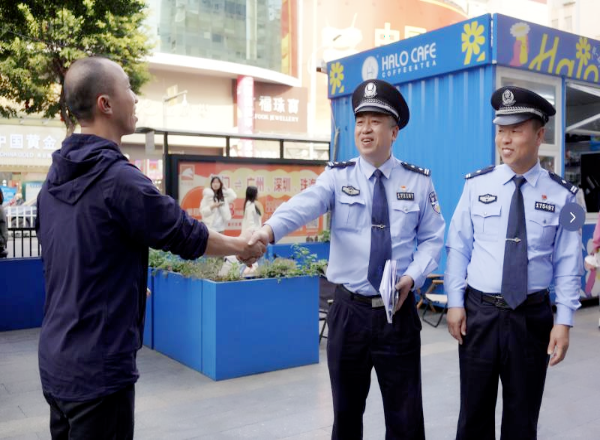 沙仔尾派出所：一直在為民服務(wù)的道路上“狂飆”